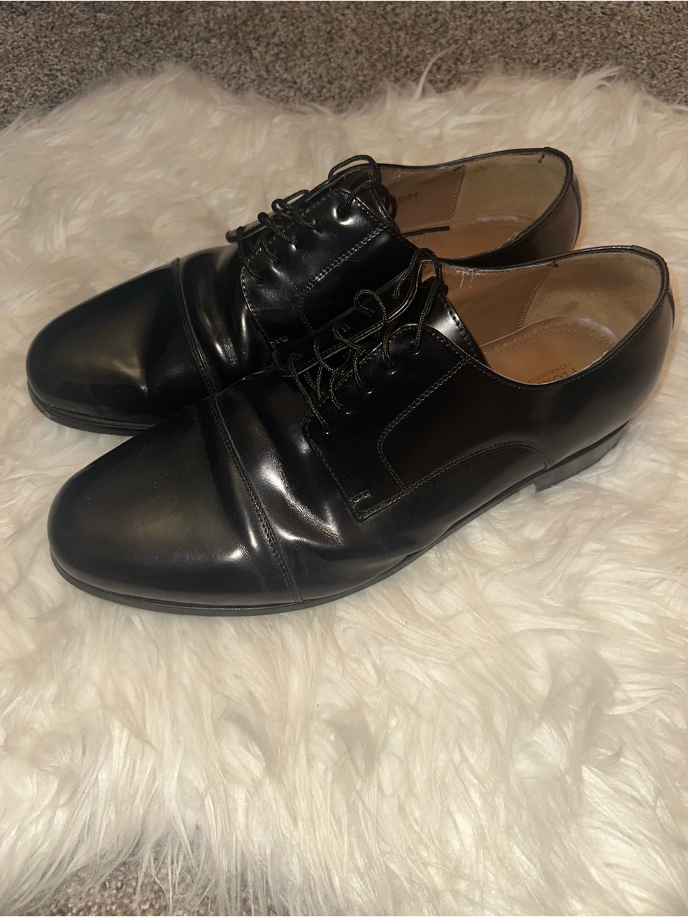 Florsheim Black Cap-Toe Derby Dress Shoes